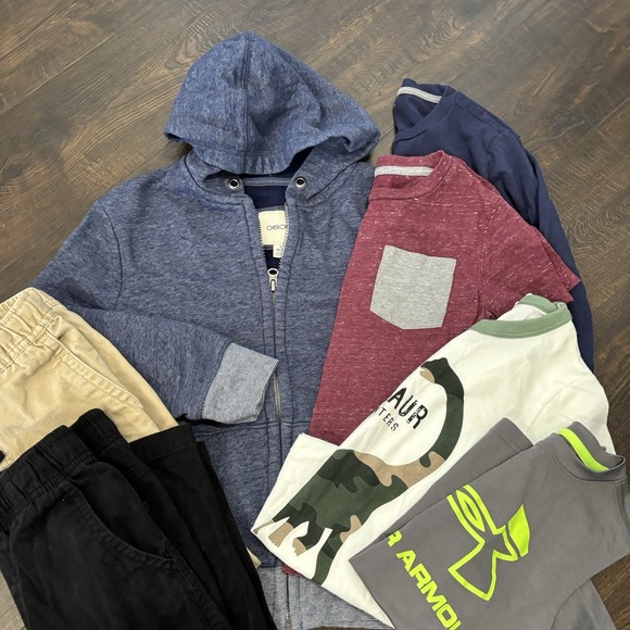 Boys Sz 6/7 Clothes Lot - Tops & Bottoms - Picture 3 of 4